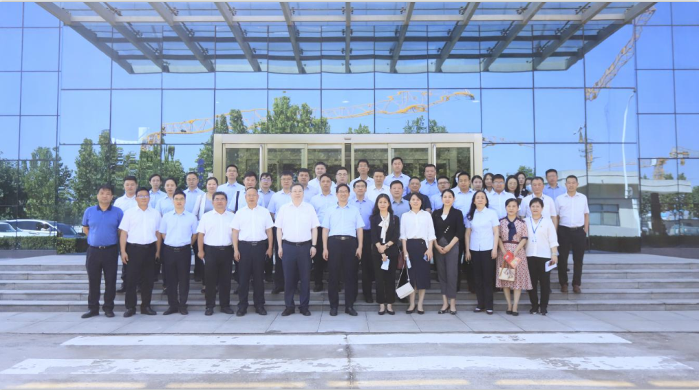 銀企攜手 共謀發(fā)展丨河南農(nóng)投集團牽頭召開花花牛乳業(yè)集團銀企對接溝通會 銀企攜手 共謀發(fā)展丨河南農(nóng)投集團牽頭召開花花牛乳業(yè)集團銀企對接溝通會