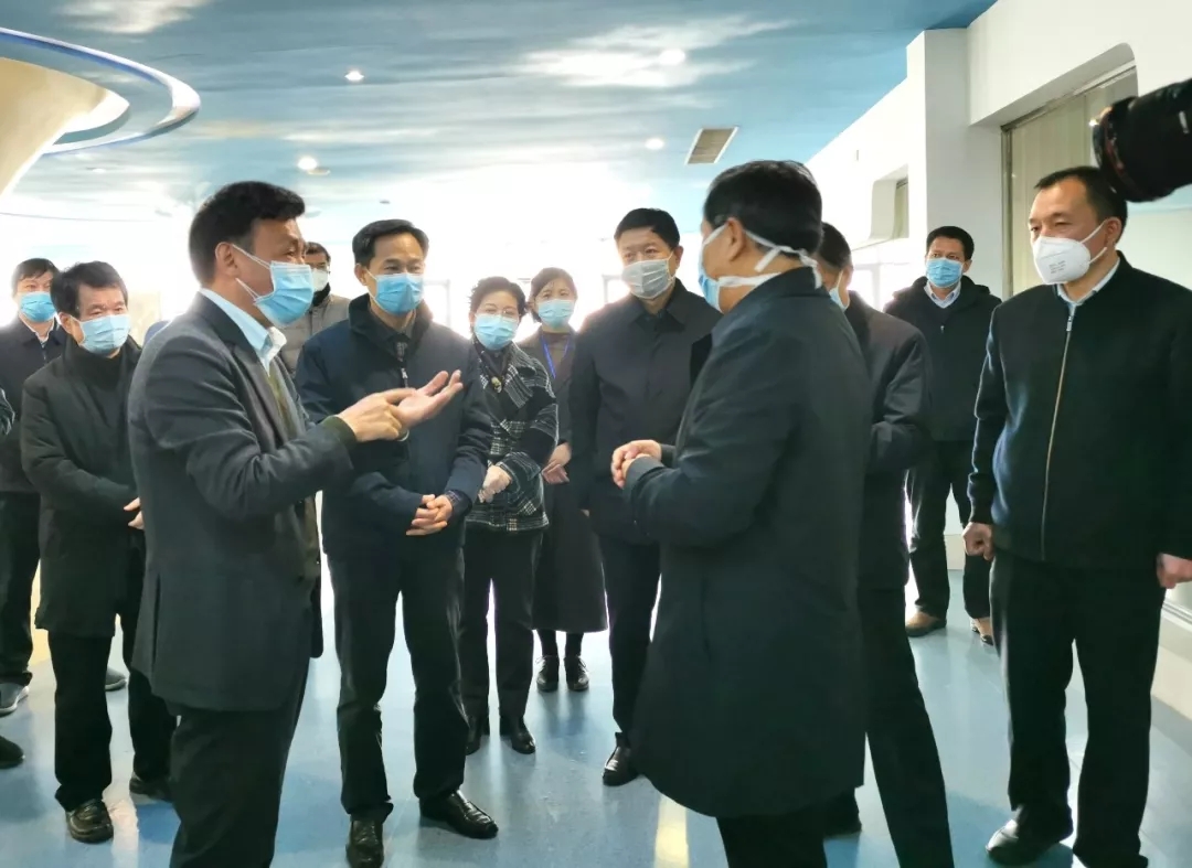 快訊丨河南省副省長武國定蒞臨花花牛乳業集團調研重點保障企業復工復產情況 快訊丨河南省副省長武國定蒞臨花花牛乳業集團調研重點保障企業復工復產情況